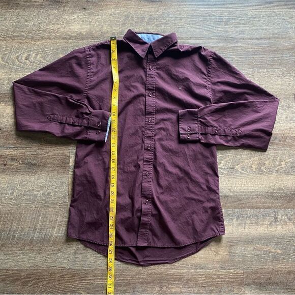 Tommy Hilfiger Button Down Shirt Wine Burgundy Slim Fit Medium - Picture 7 of 8